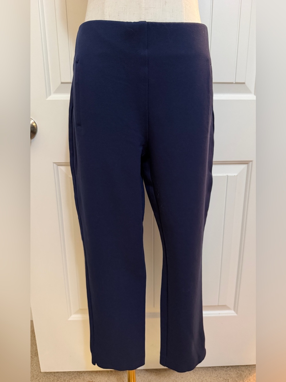 Chico's Navy Blue Ankle Stretch Pull-On Pants Sz 1(8)